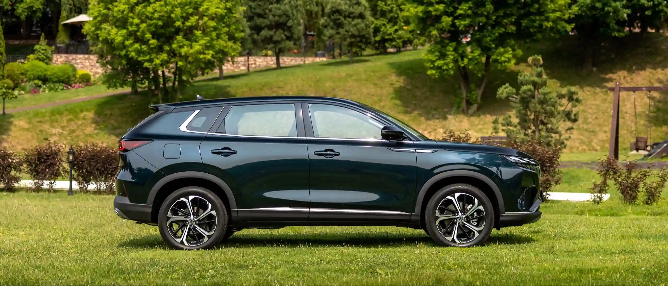 Dongfeng Хьюдж (Huge): полный обзор — стоит ли покупать в 2026 году