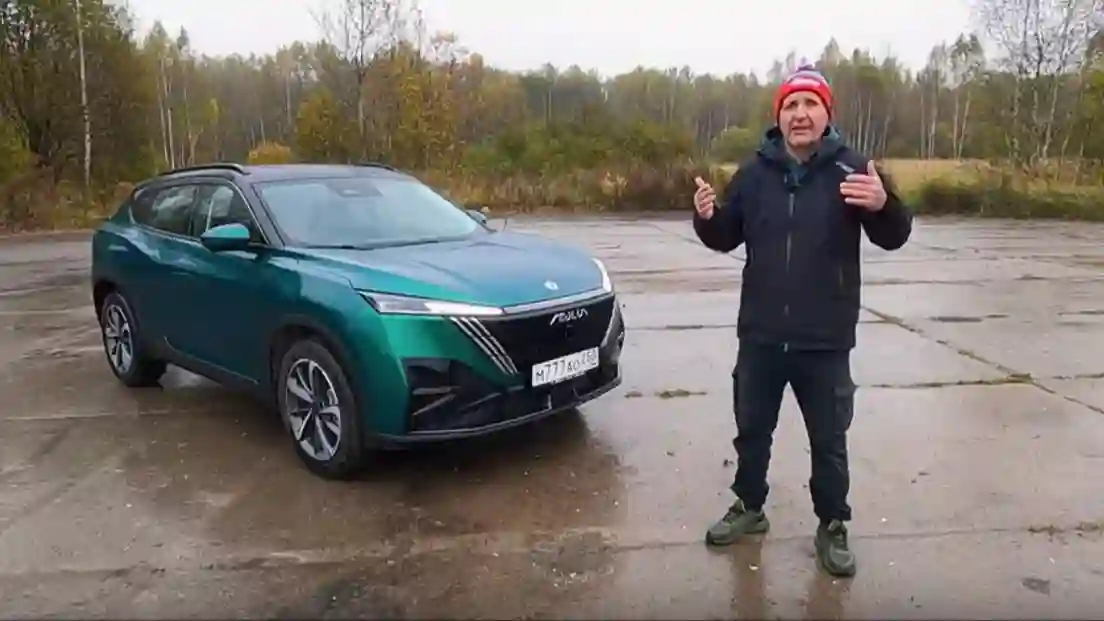 Dongfeng Мэйдж (Mage) – кроссовер для зуммеров
