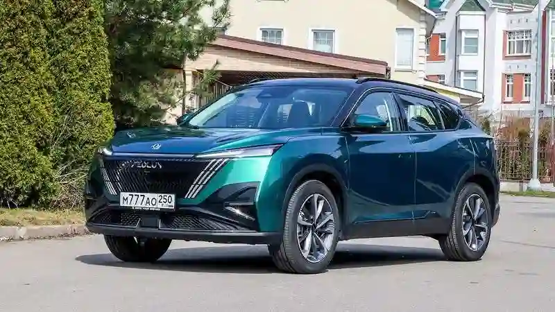 8,2 с до 100 км/ч, клиренс 202 мм, скромный расход — интересный кроссовер!