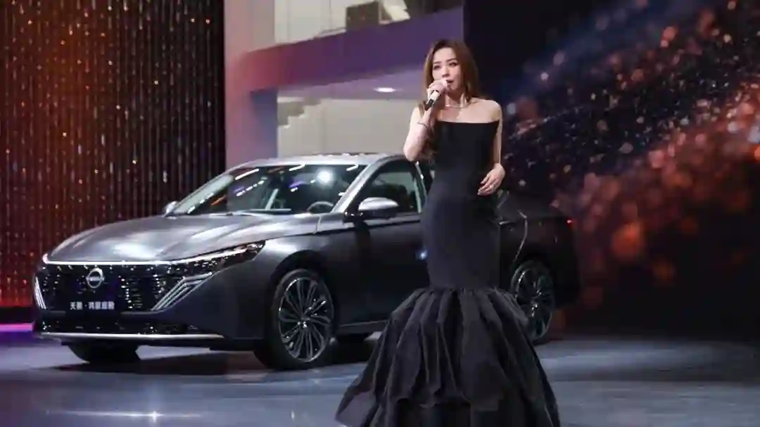 Новые модели Dongfeng Motor на 23-й Международной автомобильной выставке в Гуанчжоу