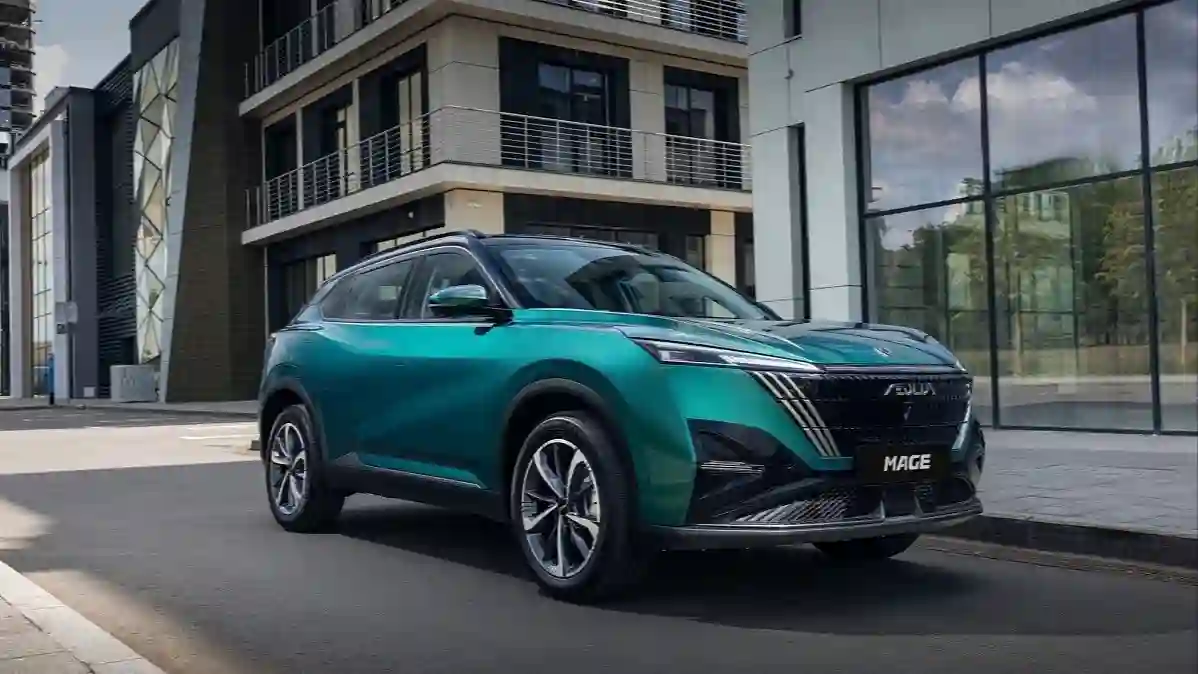 Dongfeng представил в России кроссоверы MAGE и HUGE