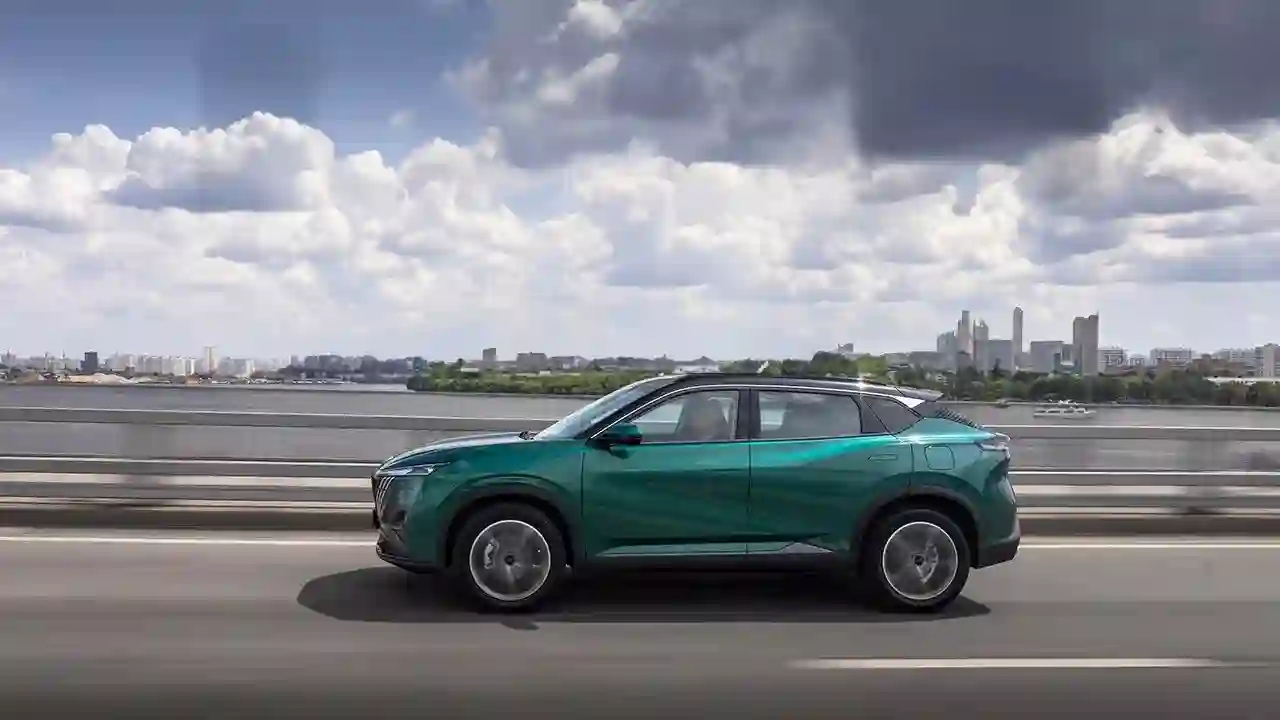 Радость или разочарование: тест кроссовера Dongfeng Мэйдж (Mage)